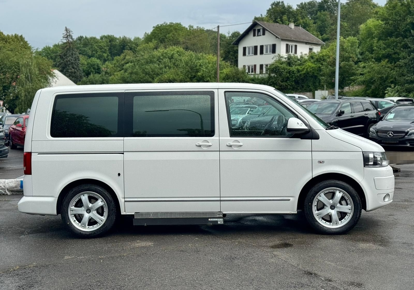 Volkswagen T5 Caravelle behindertengerecht *Rampe* foto 5