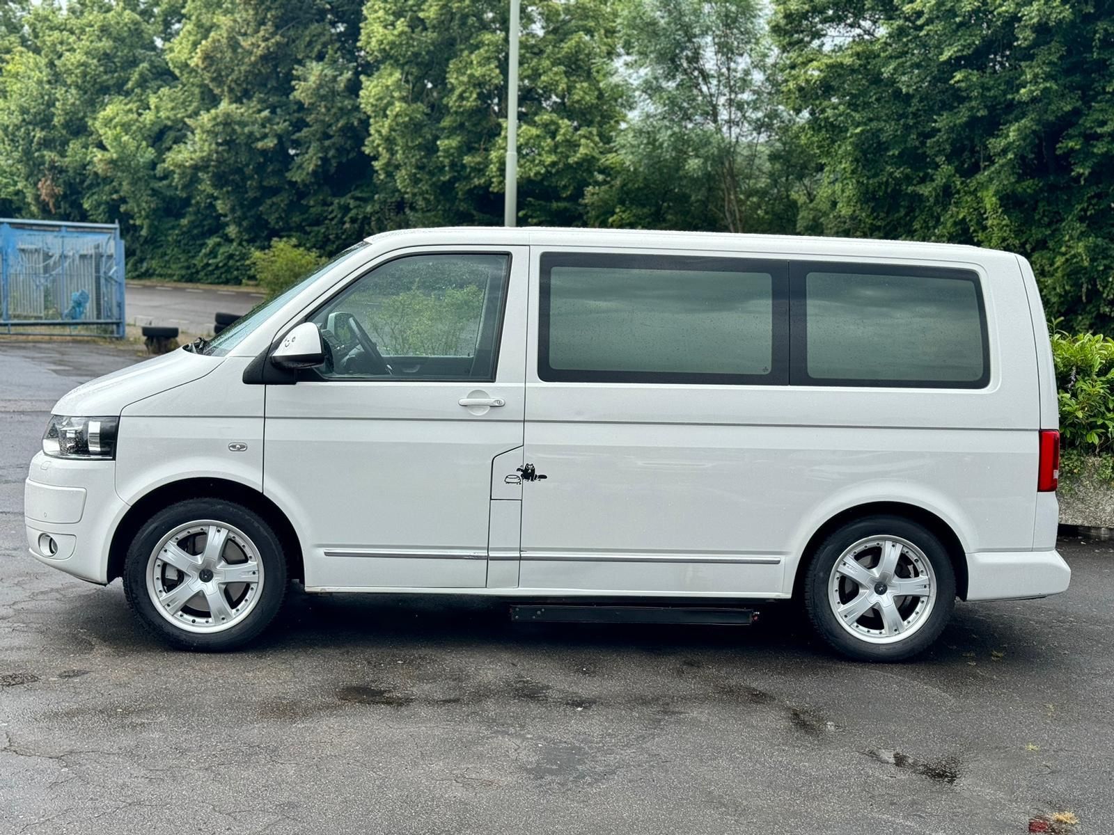 Volkswagen T5 Caravelle behindertengerecht *Rampe* foto 6