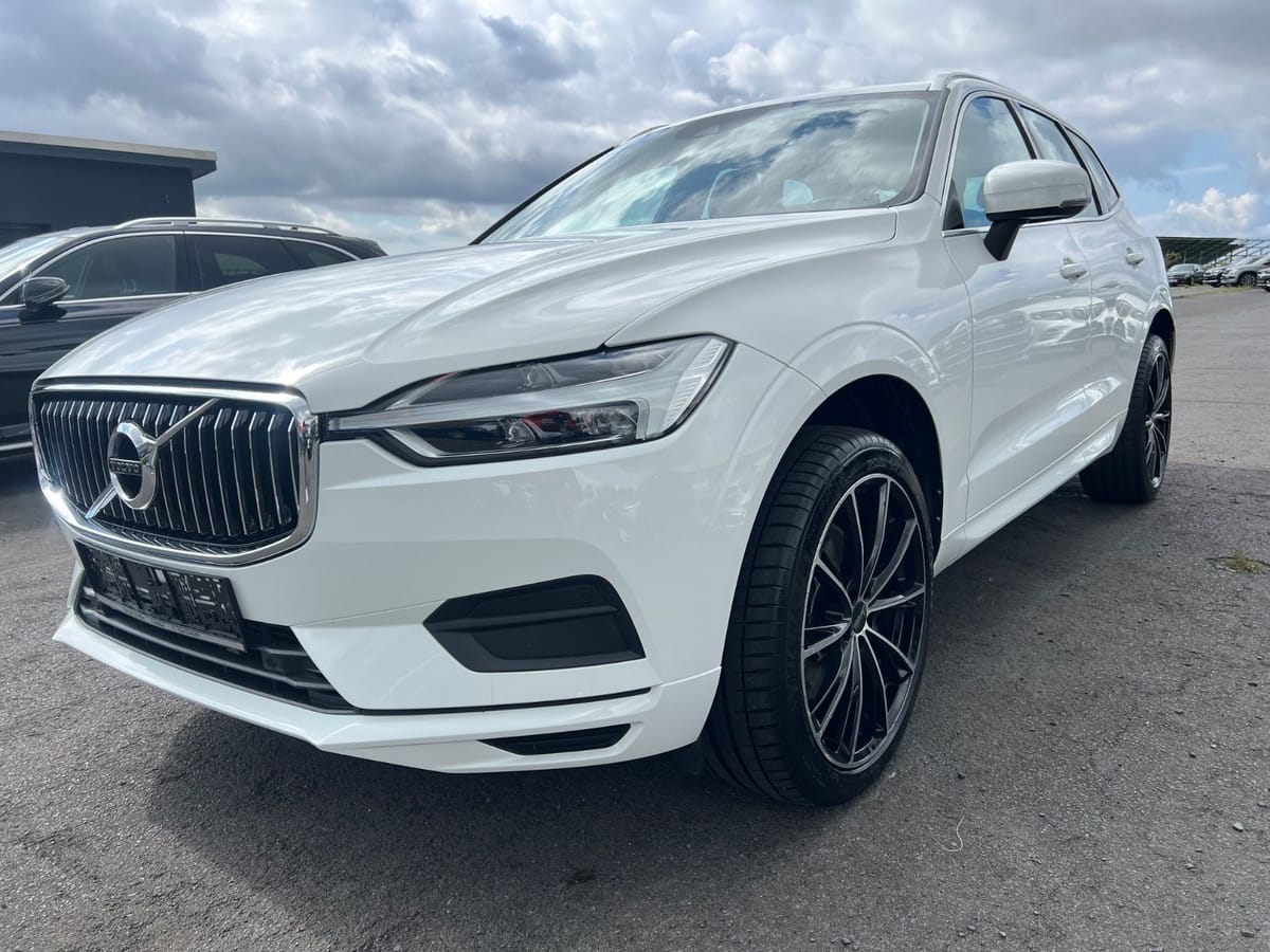 Volvo XC60 AWD Kamera Navi Sensus LED Teilleder foto 1