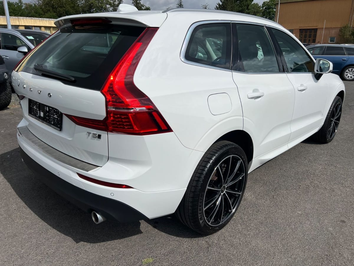Volvo XC60 AWD Kamera Navi Sensus LED Teilleder foto 5