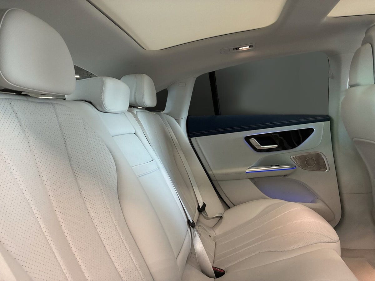 Mercedes-Benz EQE 350 AMG-LINE DISTRONIC PANO HUD BURMESTER foto 12