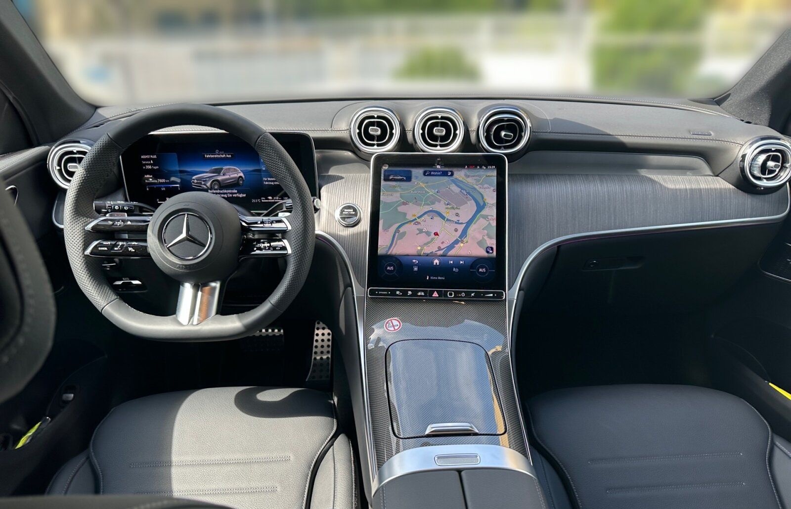Mercedes-Benz GLC 300 de 4M AMG°LEDER°AHK°360°PANO°KEYL° foto 10