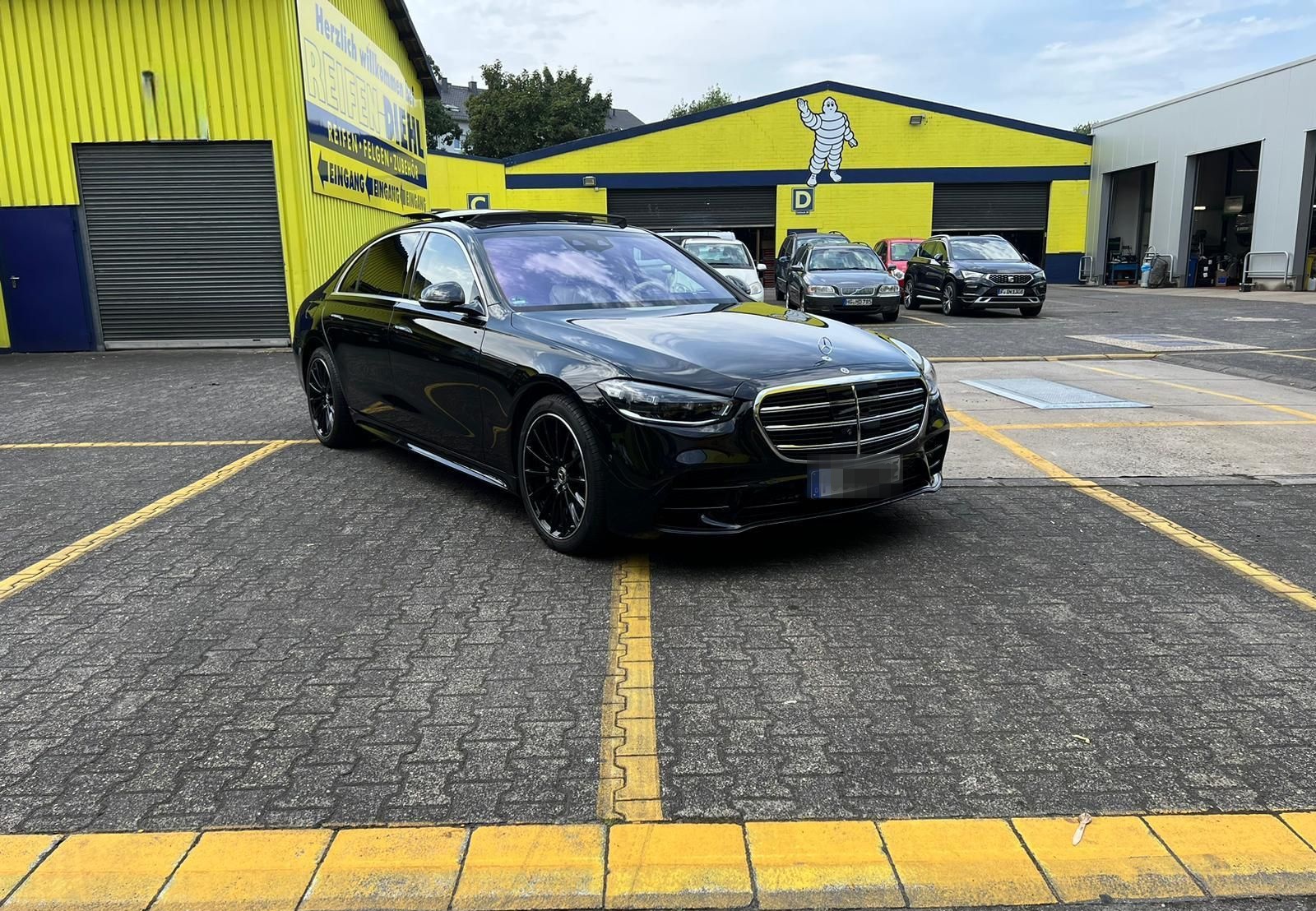 Mercedes-Benz S 580 e 4M L AMG Pano MASSAGE