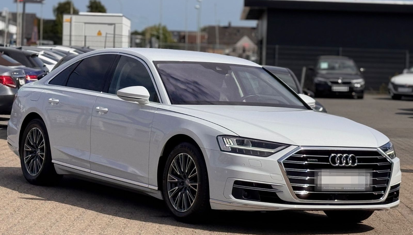 Audi A8 50 TDI quattro foto 2