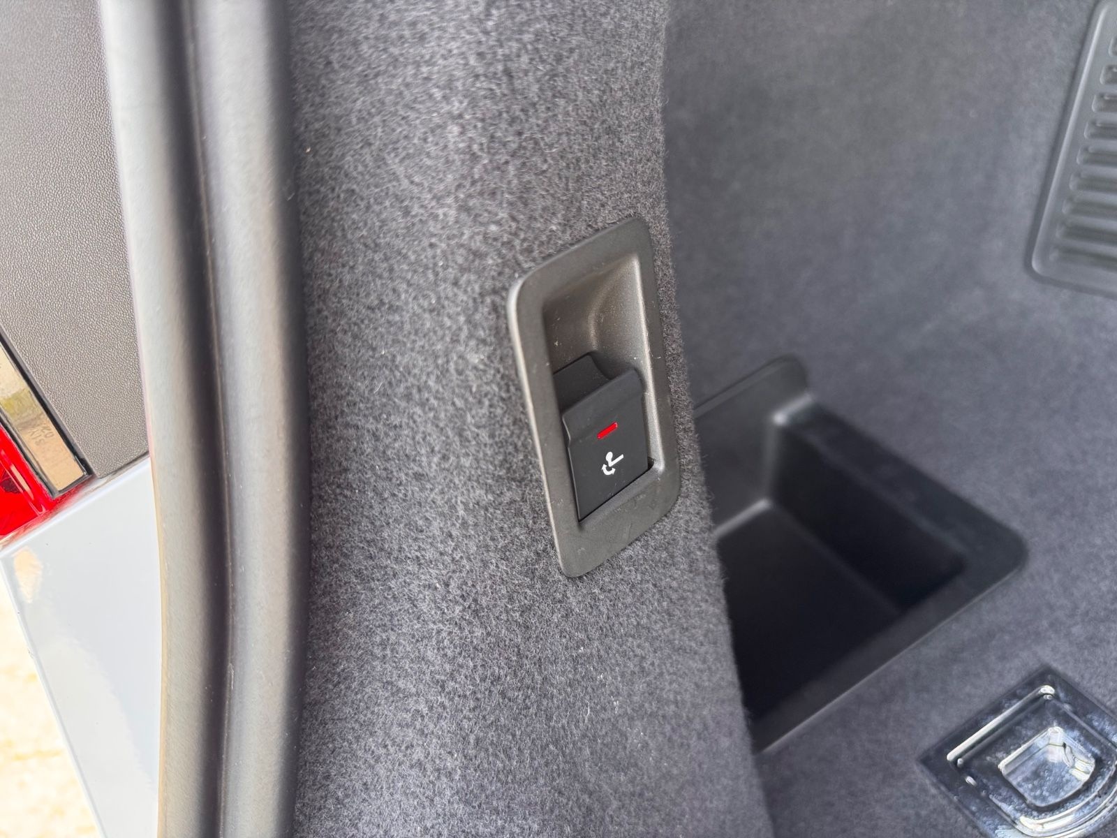 Audi A8 50 TDI quattro foto 20