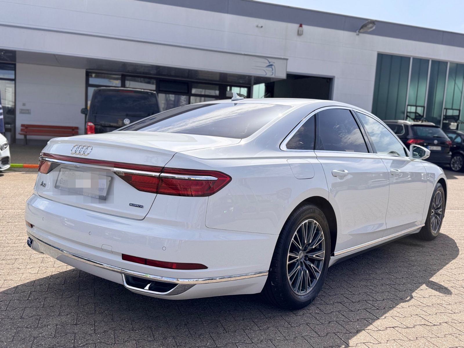 Audi A8 50 TDI quattro foto 5