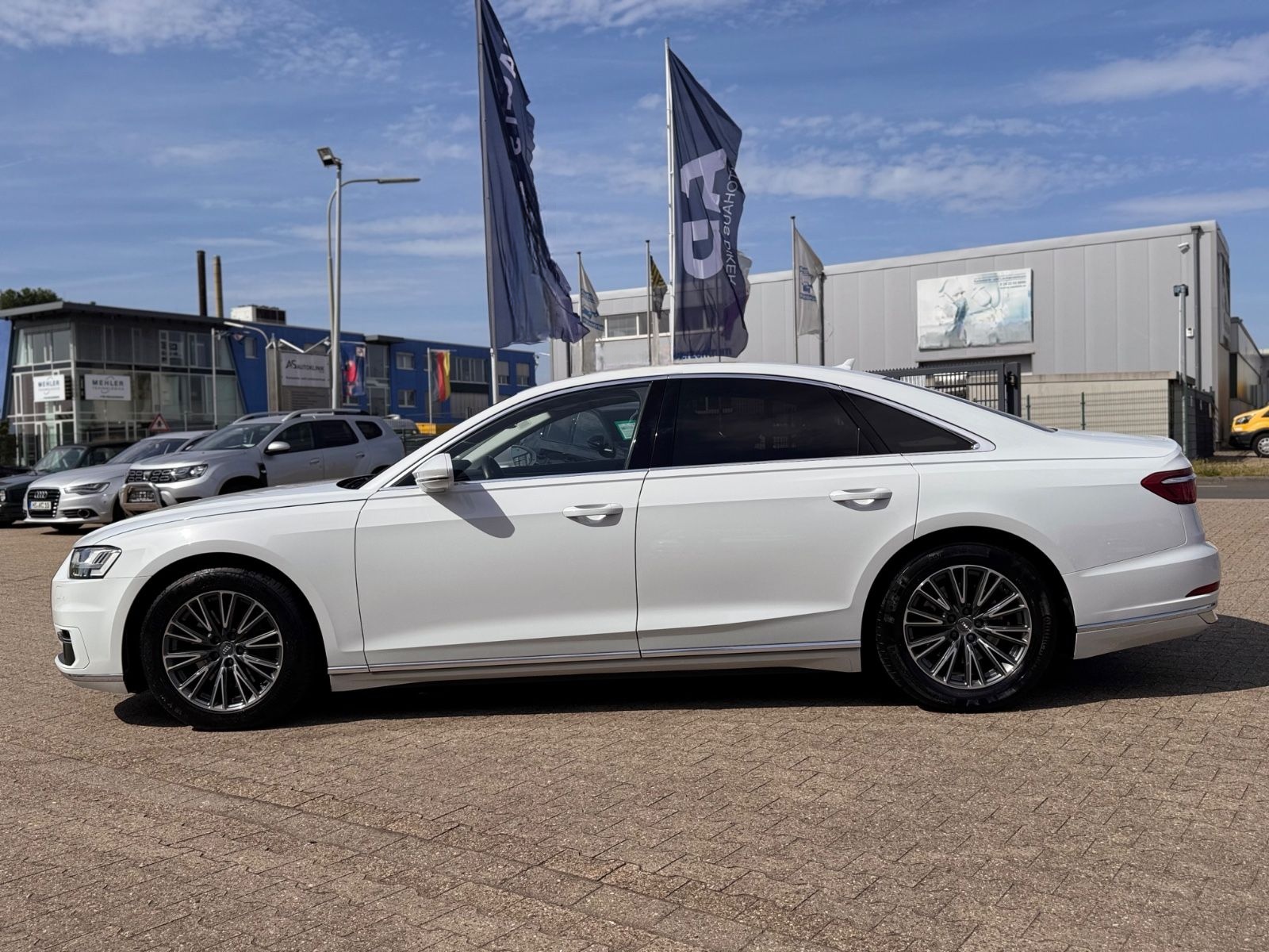 Audi A8 50 TDI quattro foto 8