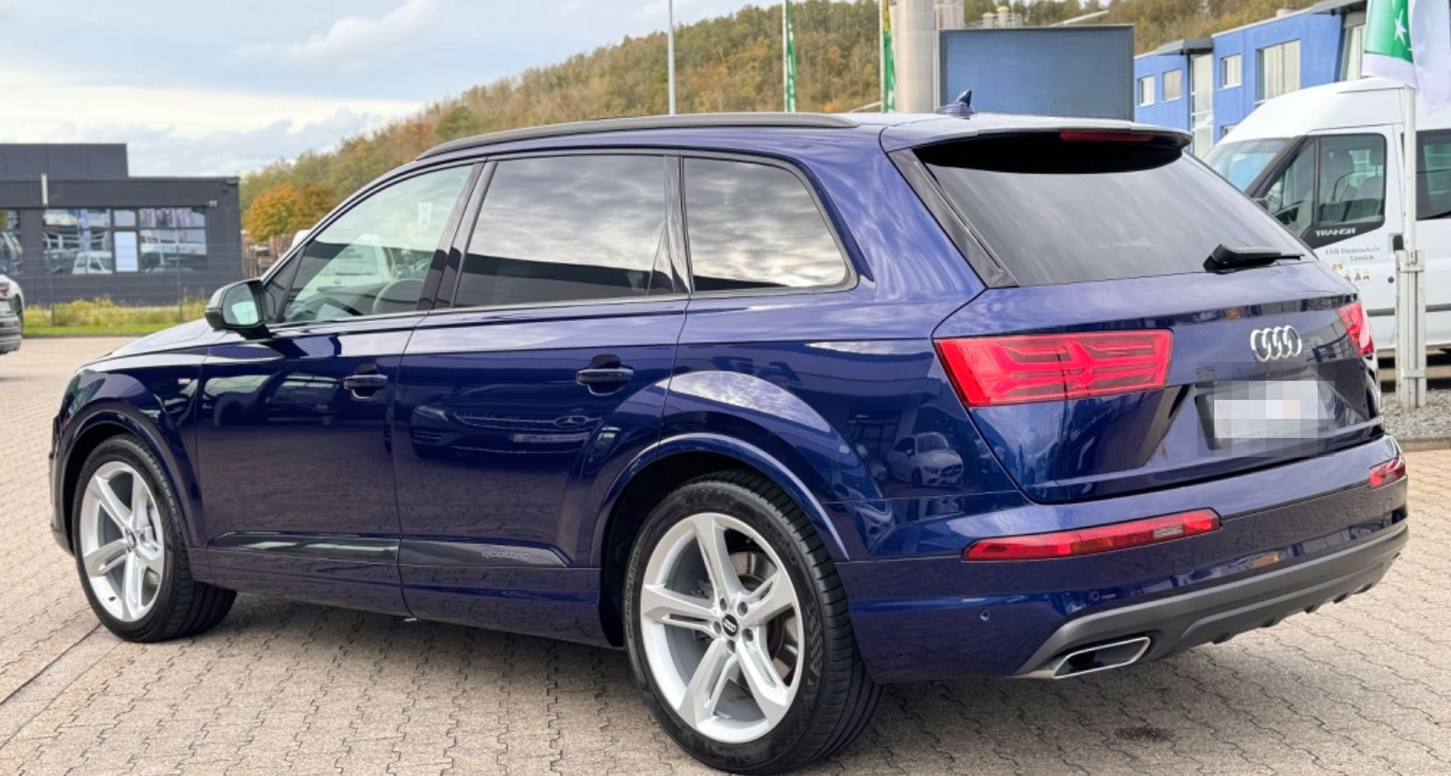 Audi Q7 50 TDI quattro S line Sport / Plus 7 Sitze foto 7