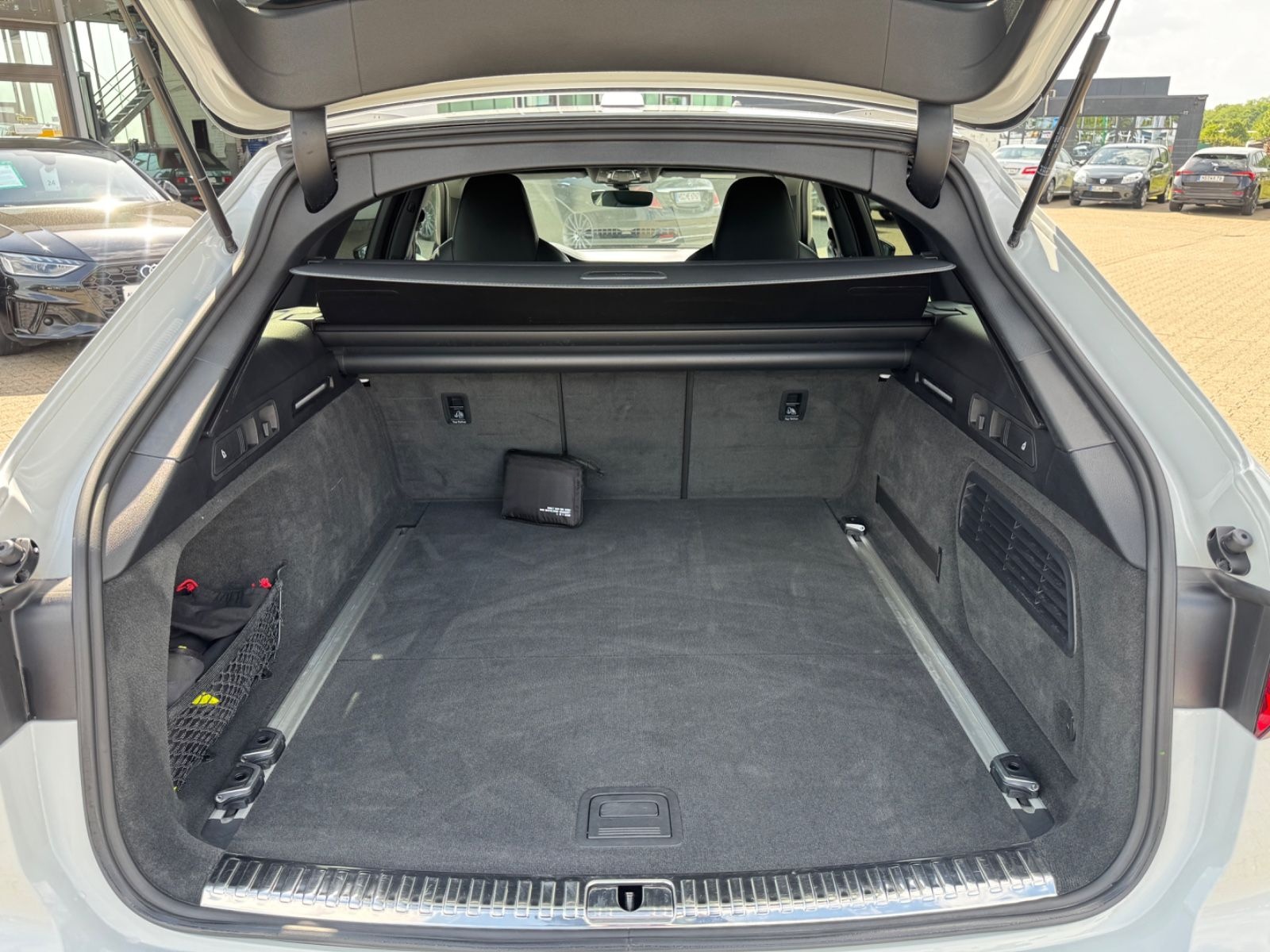 Audi S6 Avant 3.0 TDI quattro Optik Paket, B&O, LED foto 24