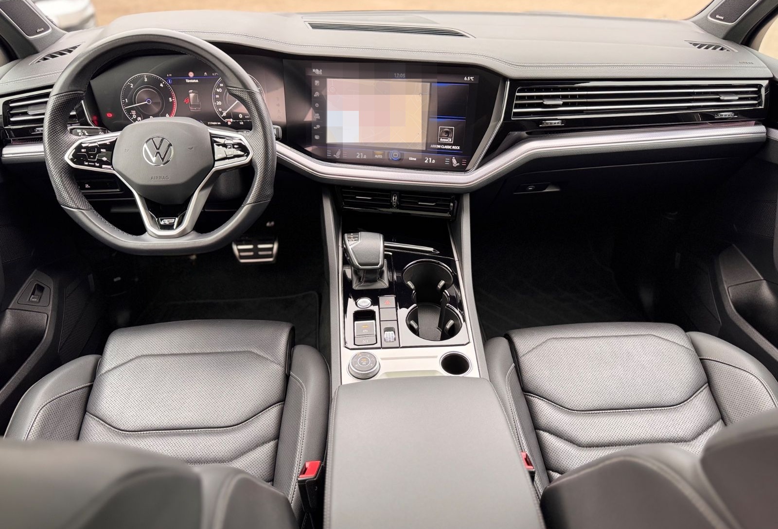 Volkswagen Touareg 3.0 TDI R-Line 4Motion foto 18