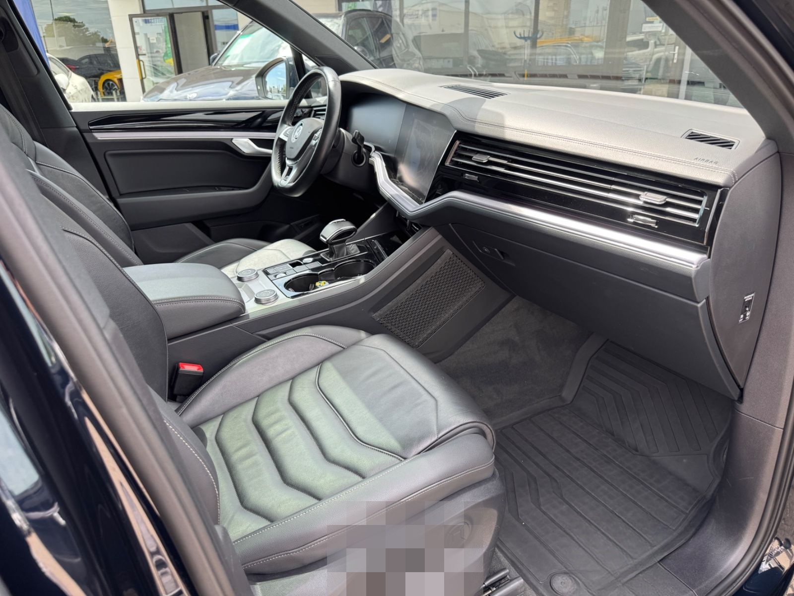 Volkswagen Touareg R-Line 4Motion Euro6,Pano,Luft,AHK,Leder foto 18