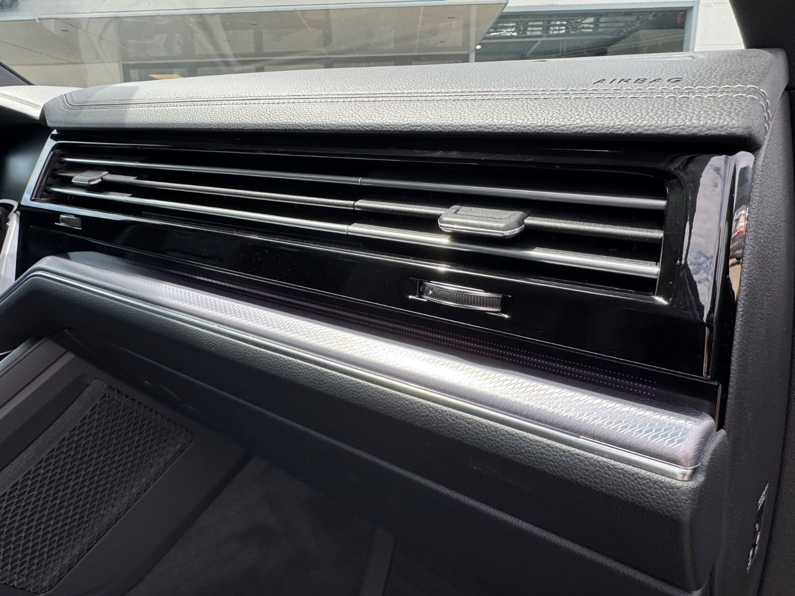 Volkswagen Touareg R-Line 4Motion Euro6,Pano,Luft,AHK,Leder foto 23