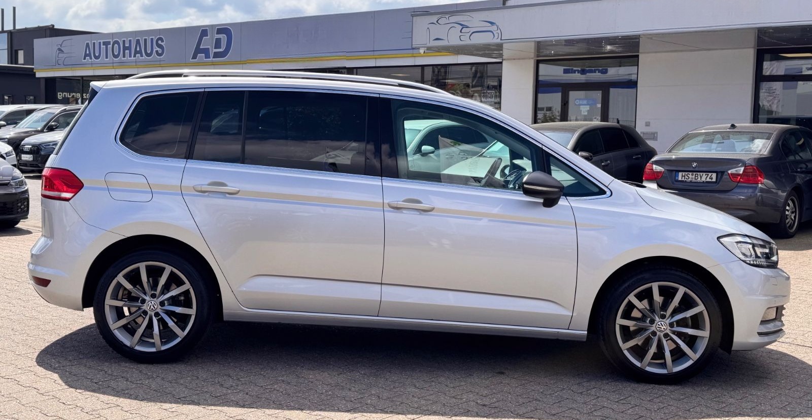 Volkswagen Touran 2.0 TDI DSG Highline foto 4