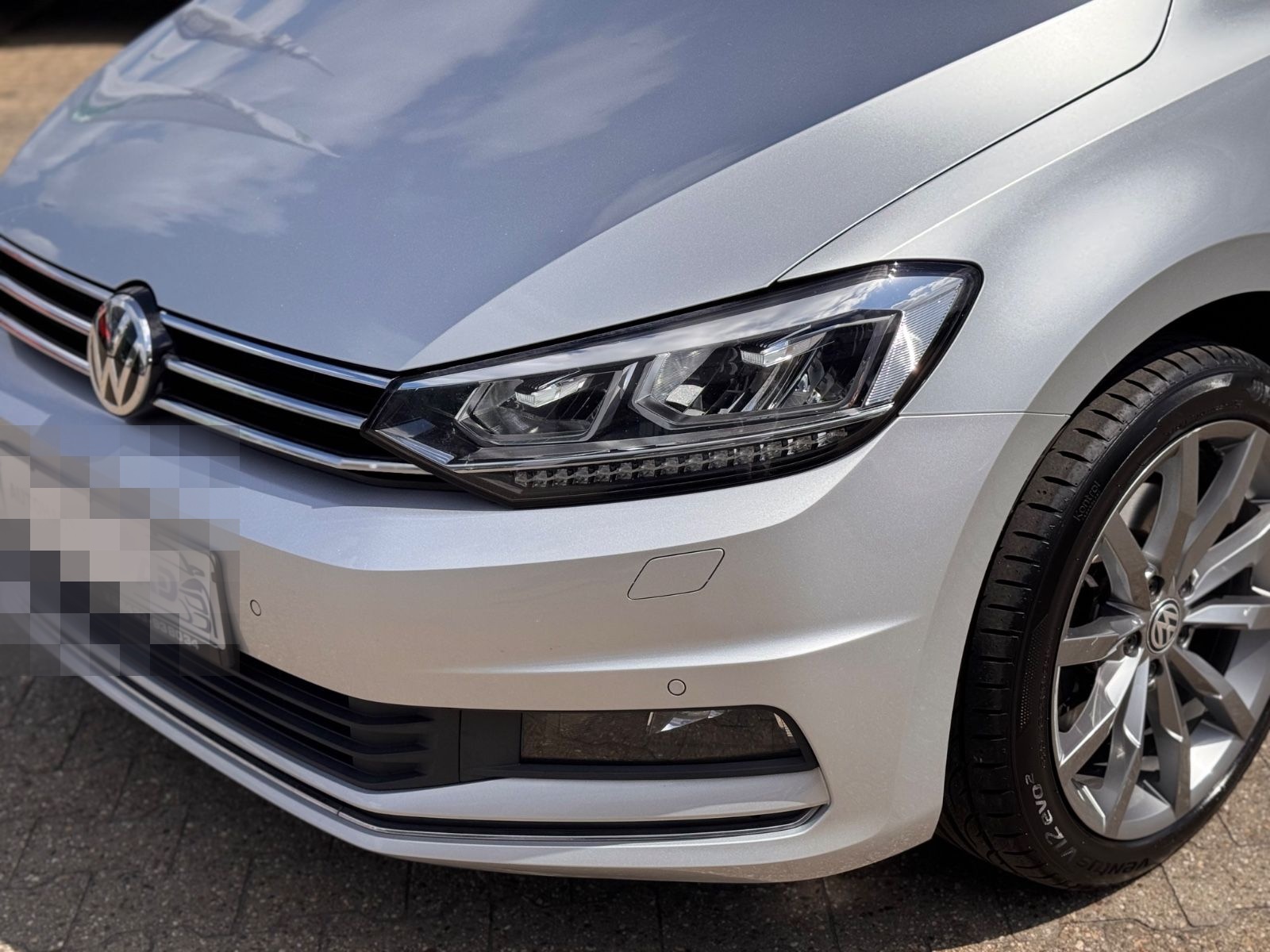 Volkswagen Touran 2.0 TDI DSG Highline foto 10