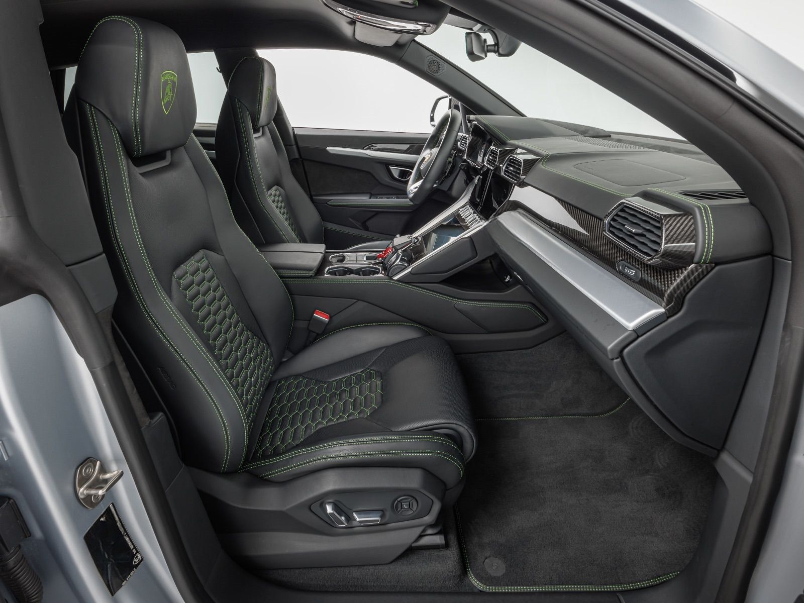 Lamborghini Urus foto 10