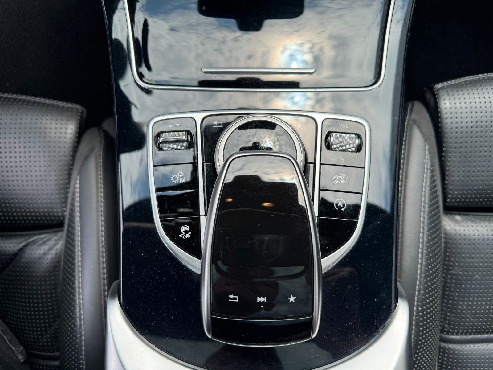 Mercedes-Benz C 63 AMG Coupe PANO/360°/SPORTABGAS/NIGHT/BURMES foto 12