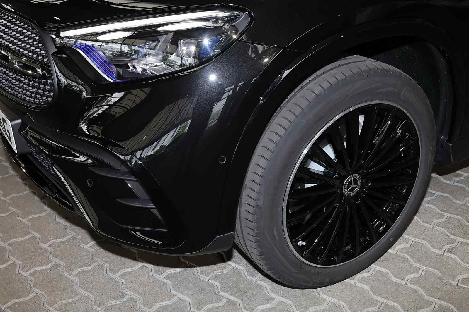 Mercedes-Benz GLC 300 de 4M AMG MBUX+360°+Pano+DIG-LED+Distro foto 3
