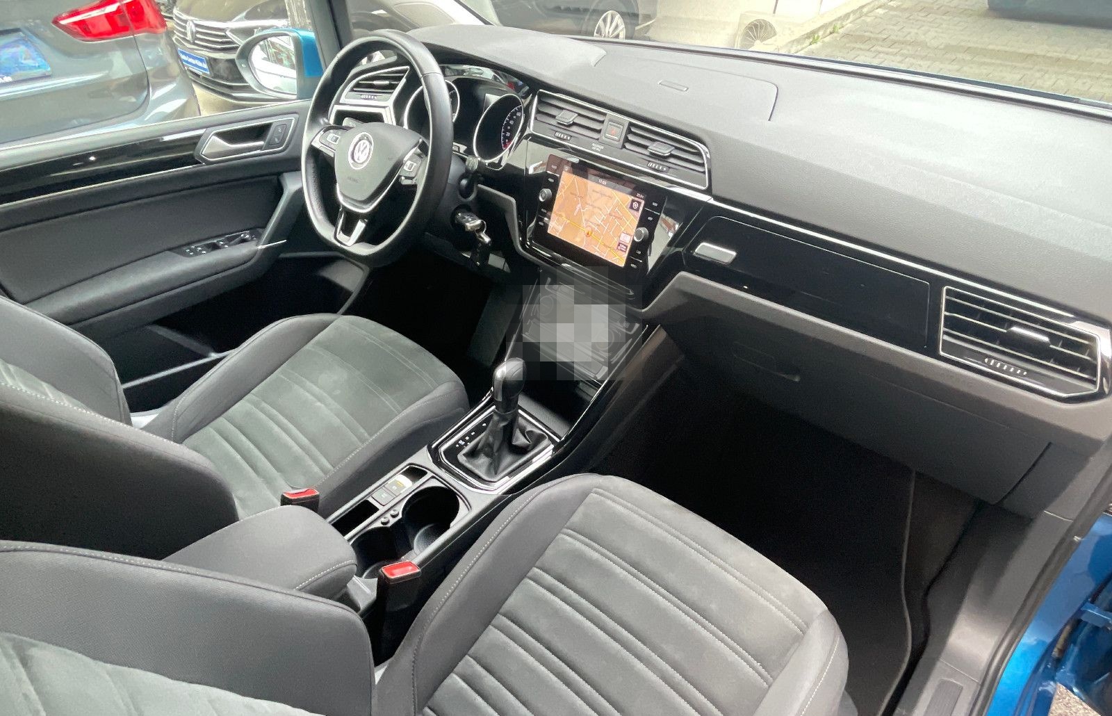 Volkswagen Touran 2.0 TDI BMT Highline*Navi*LED*AHK*7.SITZE foto 11