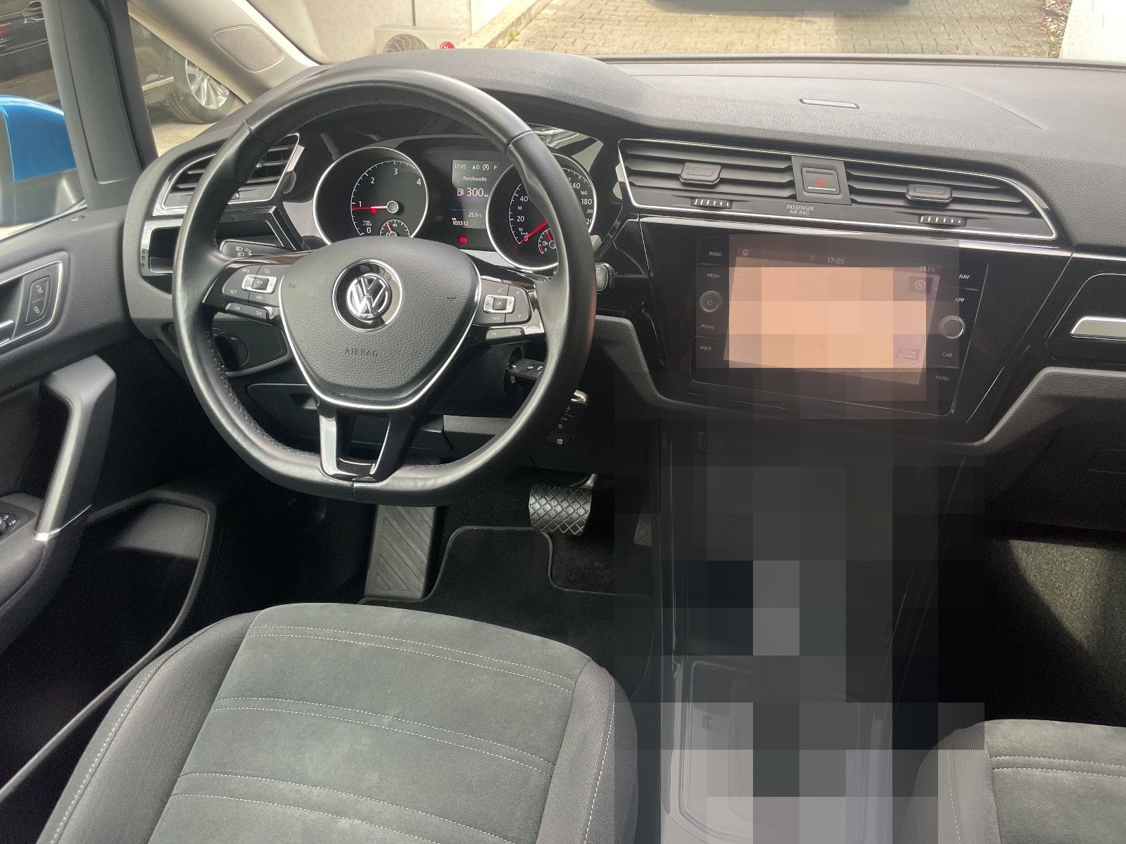 Volkswagen Touran 2.0 TDI BMT Highline*Navi*LED*AHK*7.SITZE foto 12