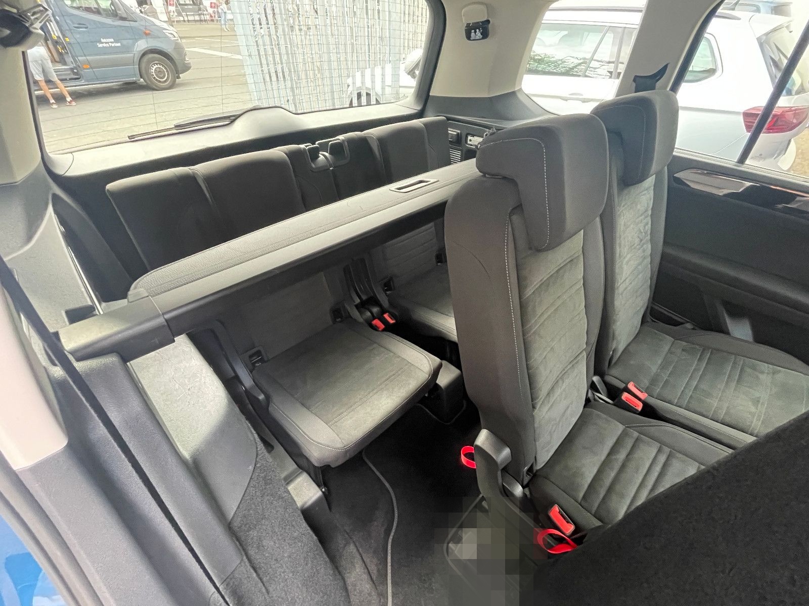 Volkswagen Touran 2.0 TDI BMT Highline*Navi*LED*AHK*7.SITZE foto 16