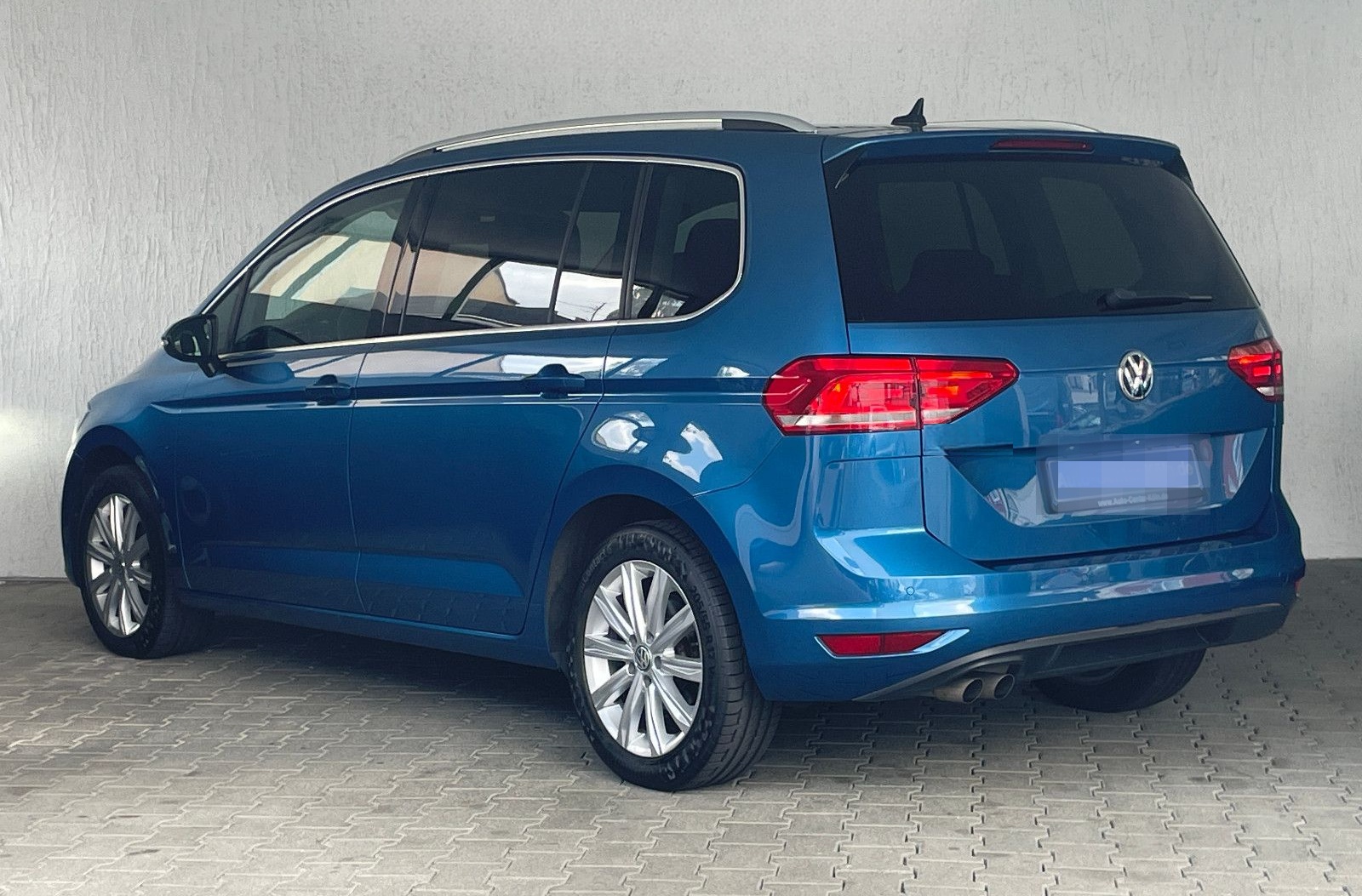 Volkswagen Touran 2.0 TDI BMT Highline*Navi*LED*AHK*7.SITZE foto 4