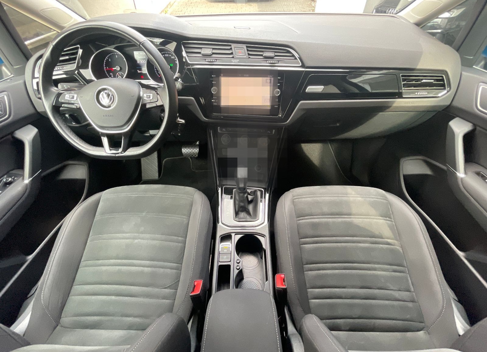 Volkswagen Touran 2.0 TDI BMT Highline*Navi*LED*AHK*7.SITZE foto 9