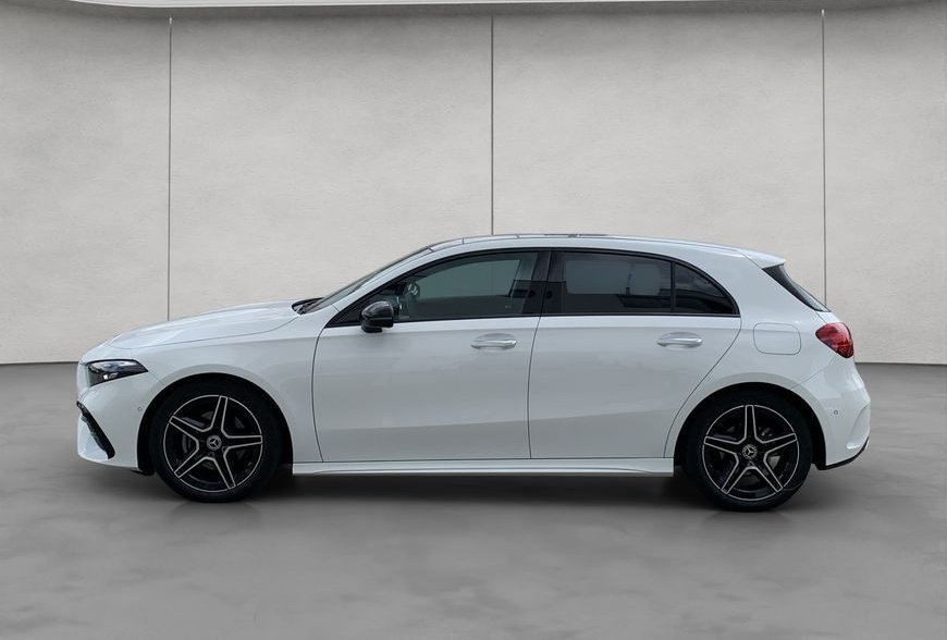 Mercedes-Benz A 200 d AMG  Adv+ Standheiz. Multib. Pano foto 2