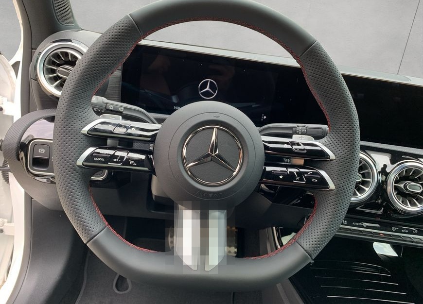 Mercedes-Benz A 200 d  AMG Adv. Plus Pano Multibeam Standheizu foto 10