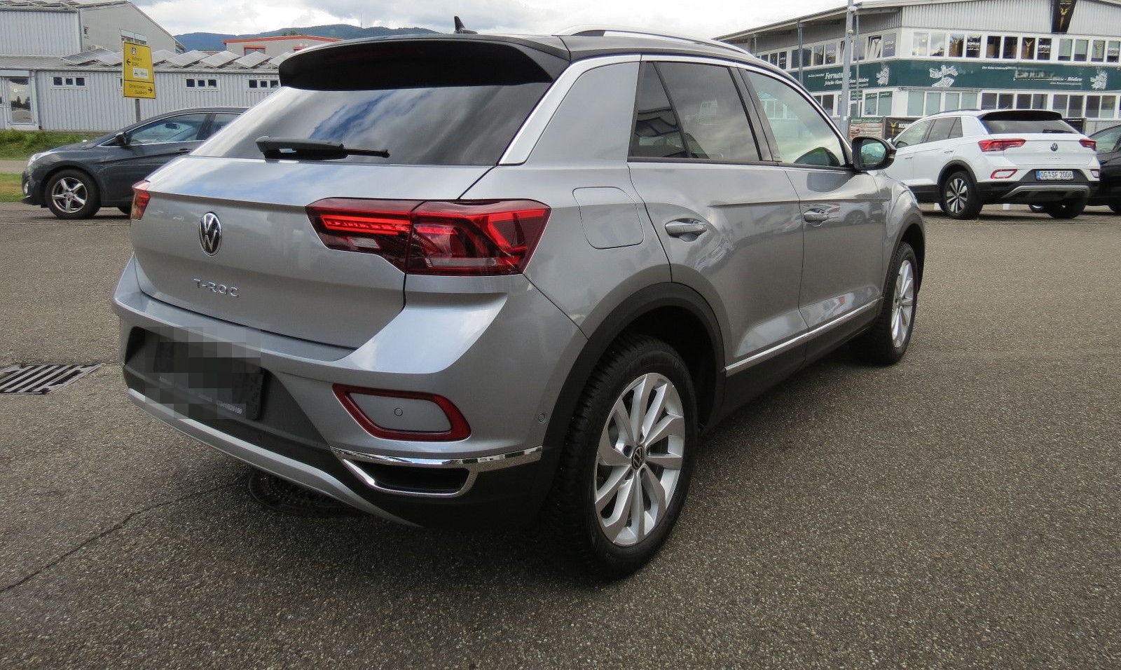 Volkswagen T-Roc Style,DSG,Navi,LED,AHK,ACC foto 2