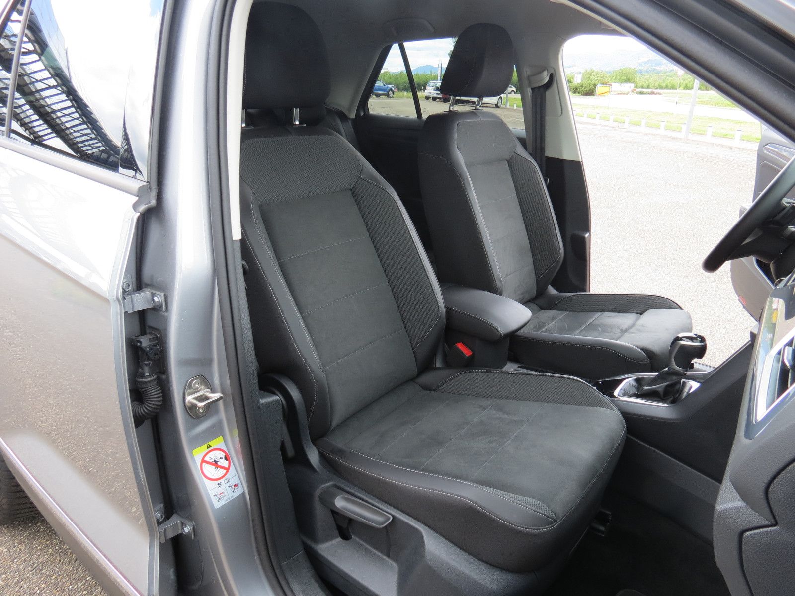 Volkswagen T-Roc Style,DSG,Navi,LED,AHK,ACC foto 15