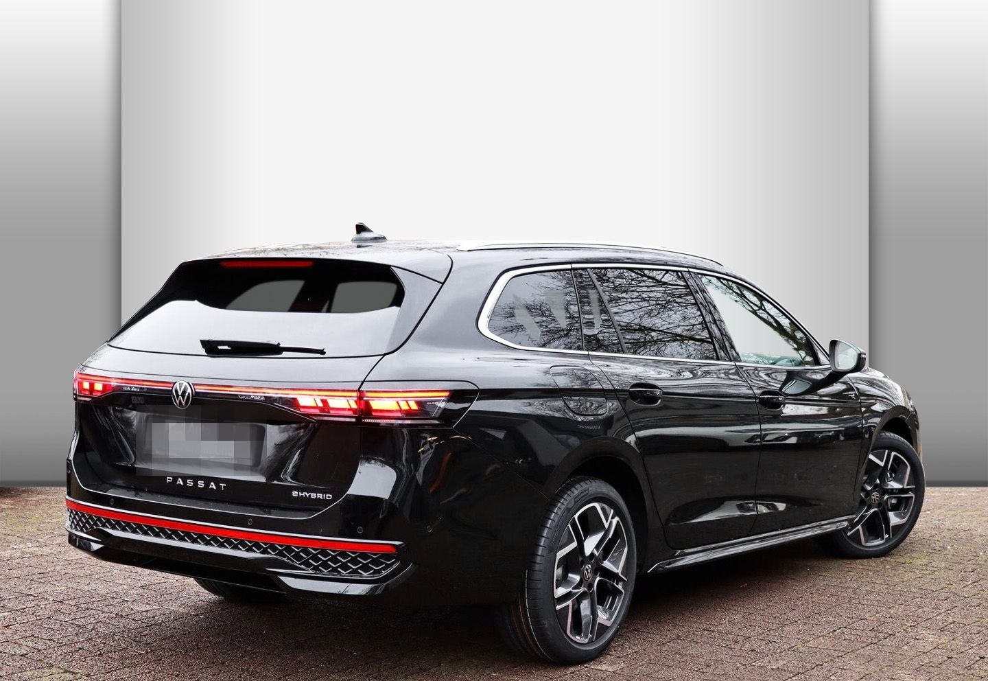 Volkswagen Passat R-Line 1.5 eHybrid OPF DSG PANO/HEAD UP/I foto 2