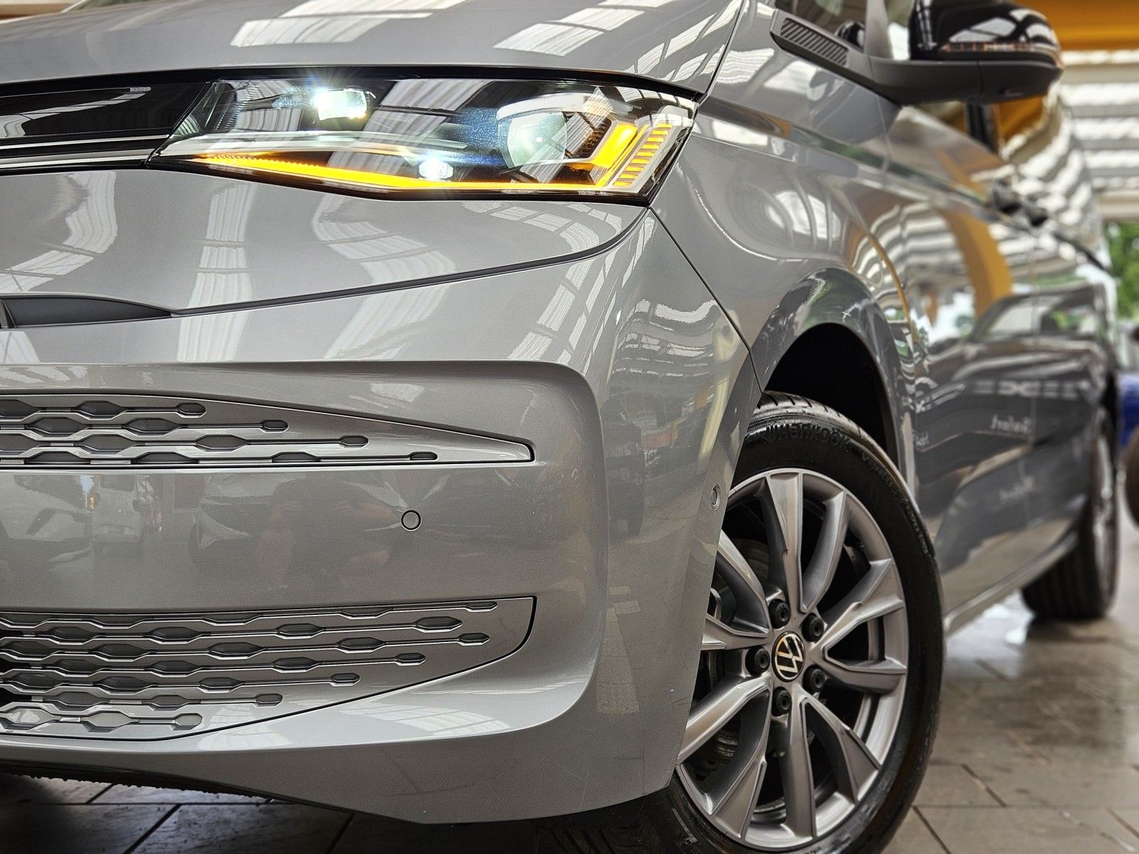 Volkswagen T7 Multivan TDI L2 7-Sitzer Pano el.Heck e.Türen foto 2