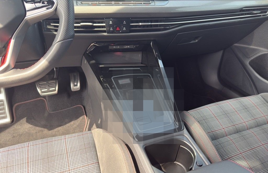 Volkswagen Golf VIII 2.0 TSI DSG GTI DCC IQ-LIGHT*HEADUP*NA foto 16
