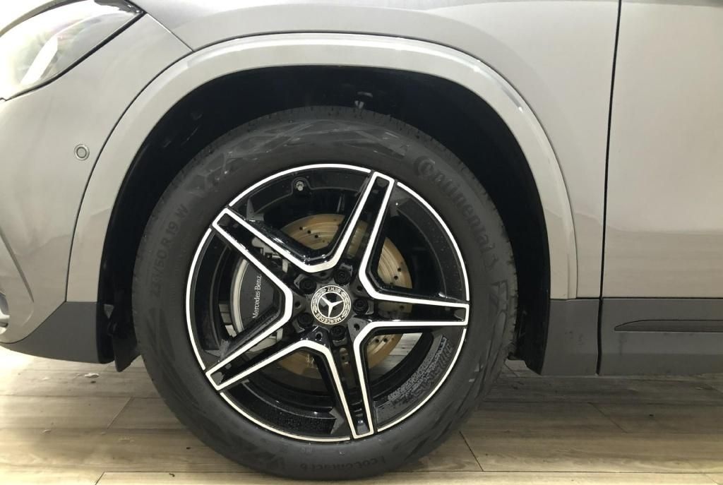 Mercedes-Benz GLA 200 d +EditionAMG+19Z+Night+Panorama+360° foto 15