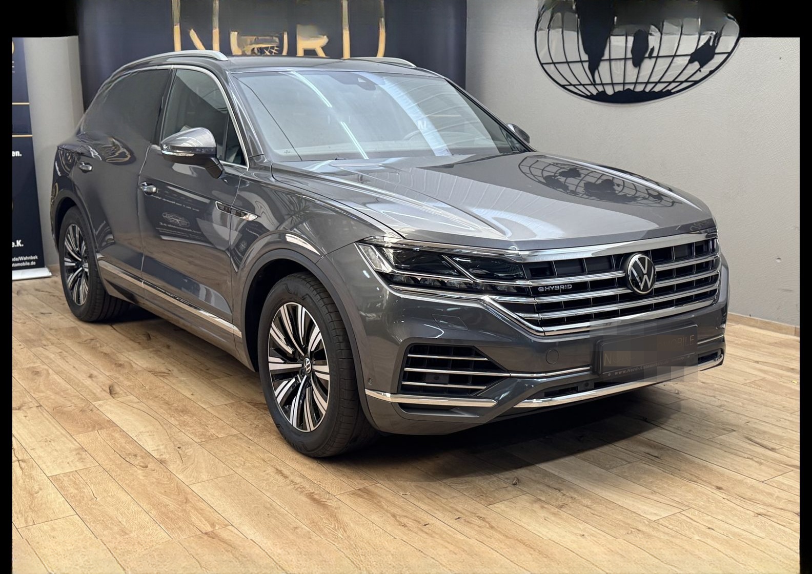 Volkswagen Touareg Elegance 4MOT 3.0TSI eHybrid Luft/HeadUp foto 2