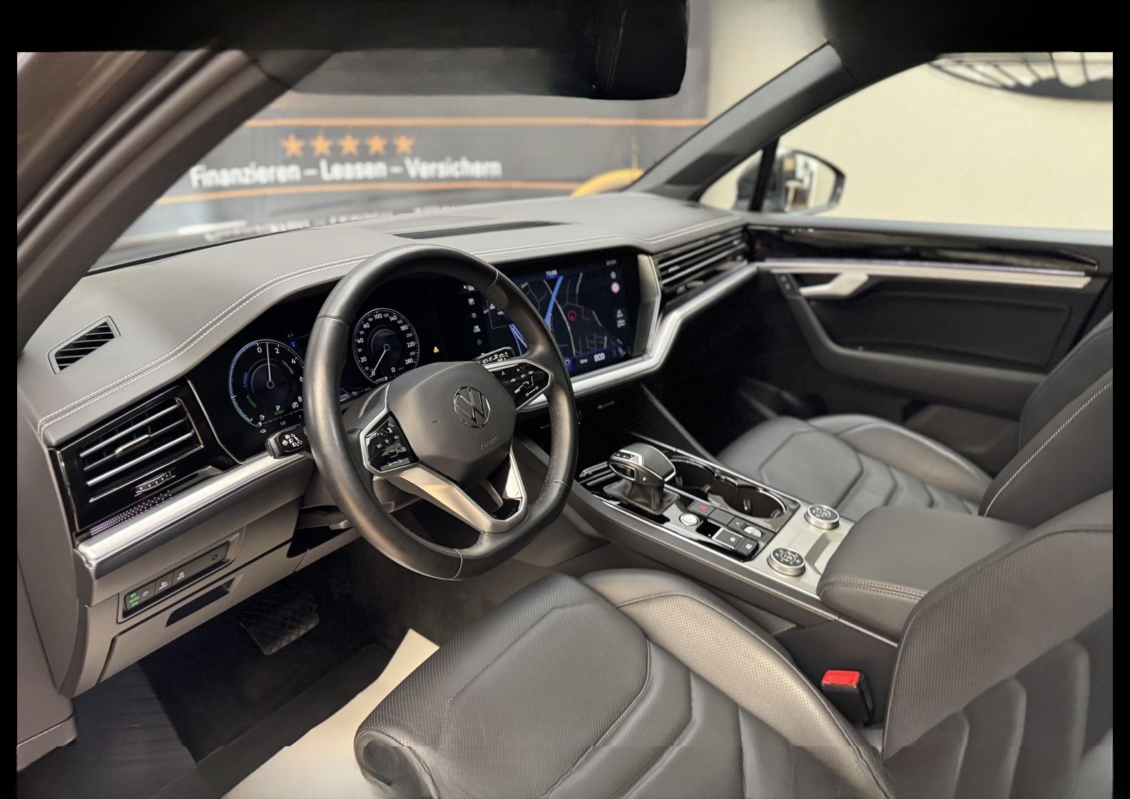 Volkswagen Touareg Elegance 4MOT 3.0TSI eHybrid Luft/HeadUp foto 12