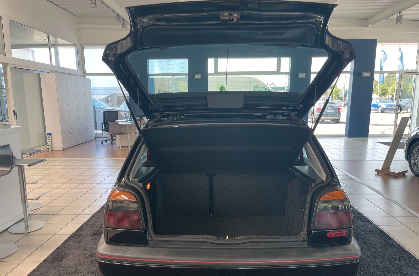 Volkswagen Golf GTI "20 Jahre GTI"-Kundenauftrag- foto 5