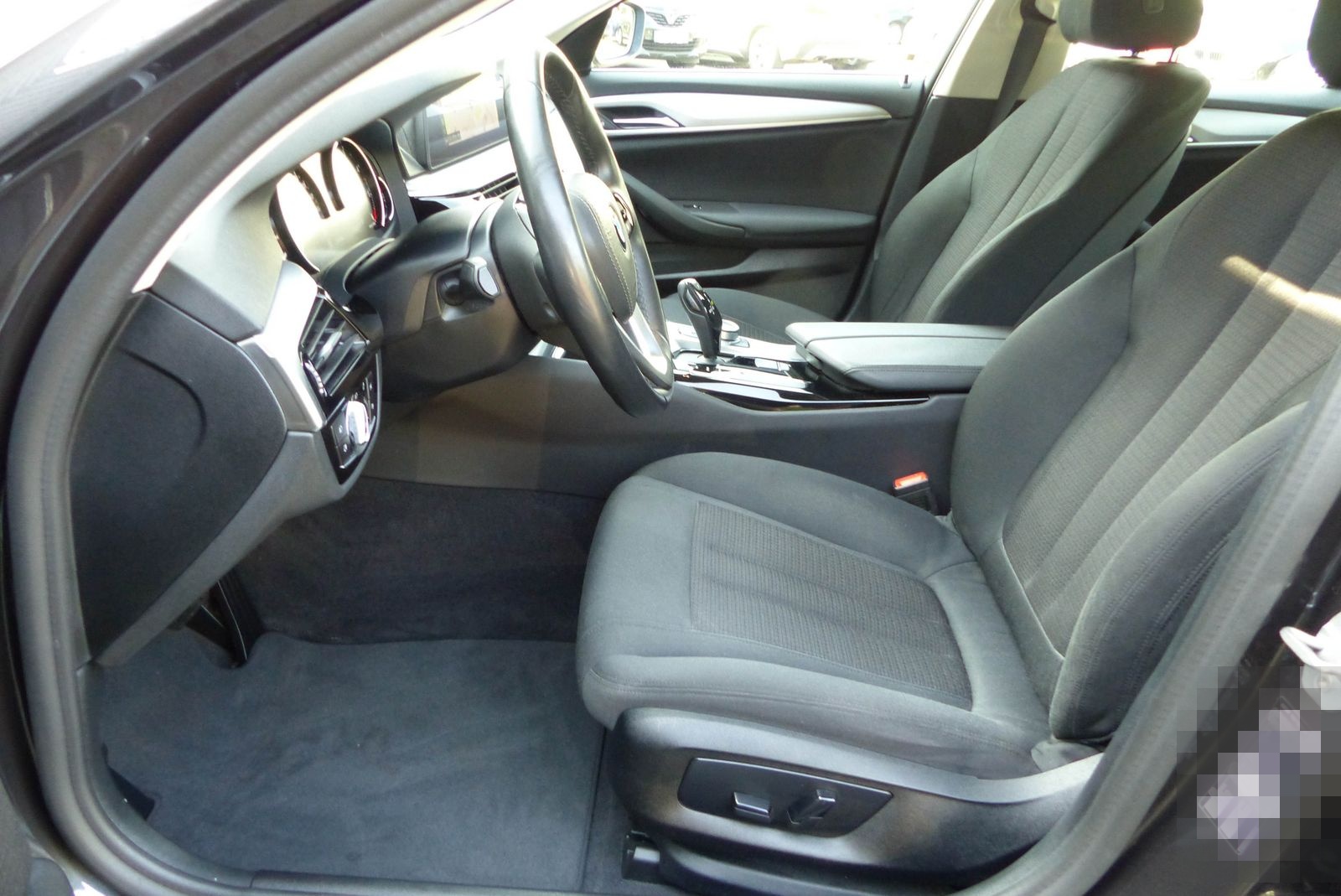 BMW 520d Aut. AHK Navi Tempo SHZ PDC foto 7
