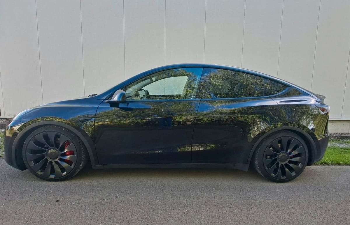 Tesla Model Y Performance Dual AWD AHK SOH 94 % foto 5