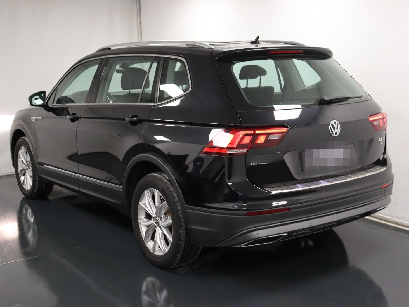 Volkswagen Tiguan Allspace 2.0 TDI 4 Motion DSG Comfortline foto 4
