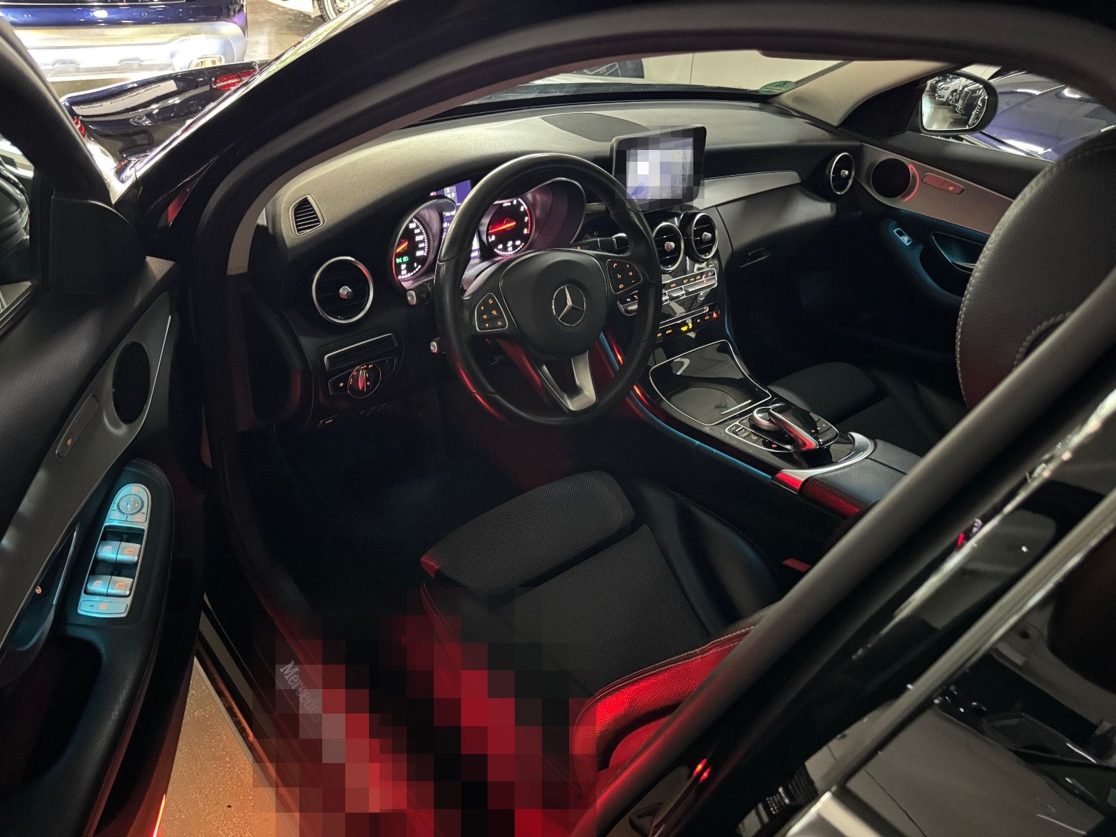 Mercedes-Benz C 180 T CGI 9GT 2X AVANTGARDE PANO ILS NAVI AHK foto 12