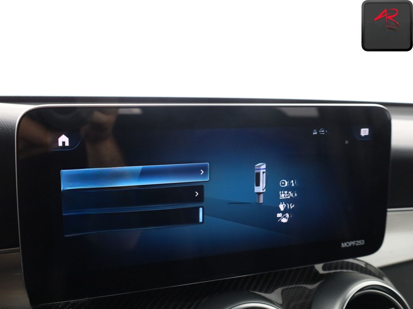 Mercedes-Benz GLC 300 de 4M AMG AIRMATIC,BURMESTER,HUD,1.HAND foto 23