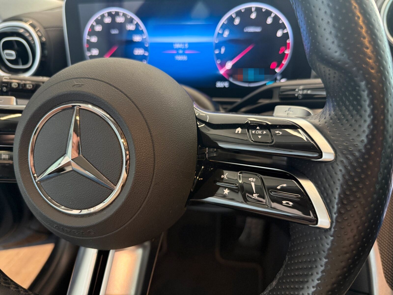 Mercedes-Benz C 200 T AMG +NAVI+LED+AHK+Kamera+SHZ+CarPlay+ foto 12