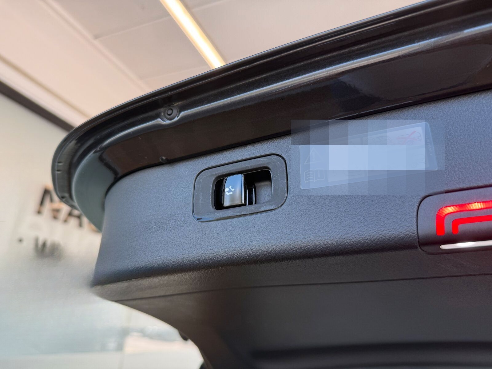 Mercedes-Benz C 200 T AMG +NAVI+LED+AHK+Kamera+SHZ+CarPlay+ foto 6