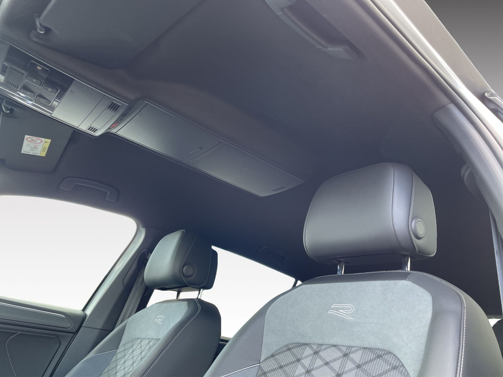 Volkswagen Tiguan Allspace 2.0 TDI DSG 4Motion R-Line AHK foto 11