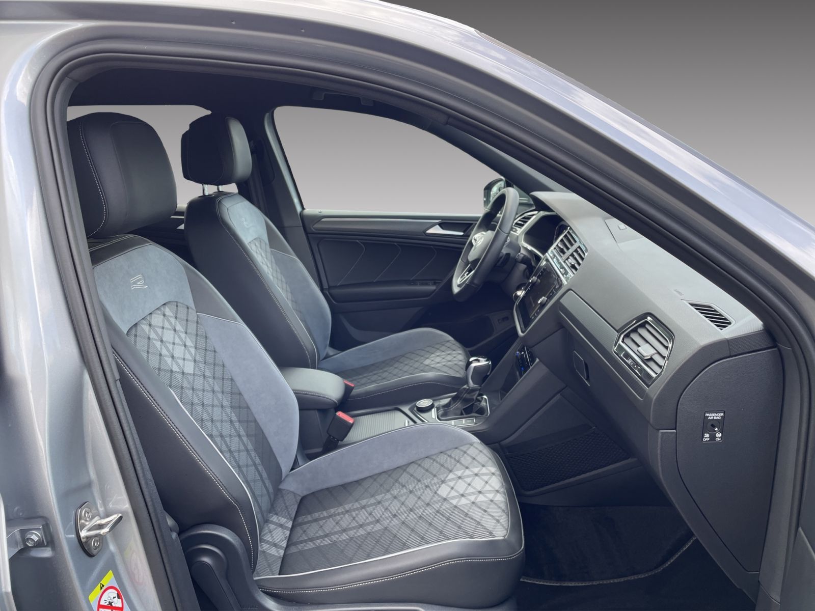 Volkswagen Tiguan Allspace 2.0 TDI DSG 4Motion R-Line AHK foto 8