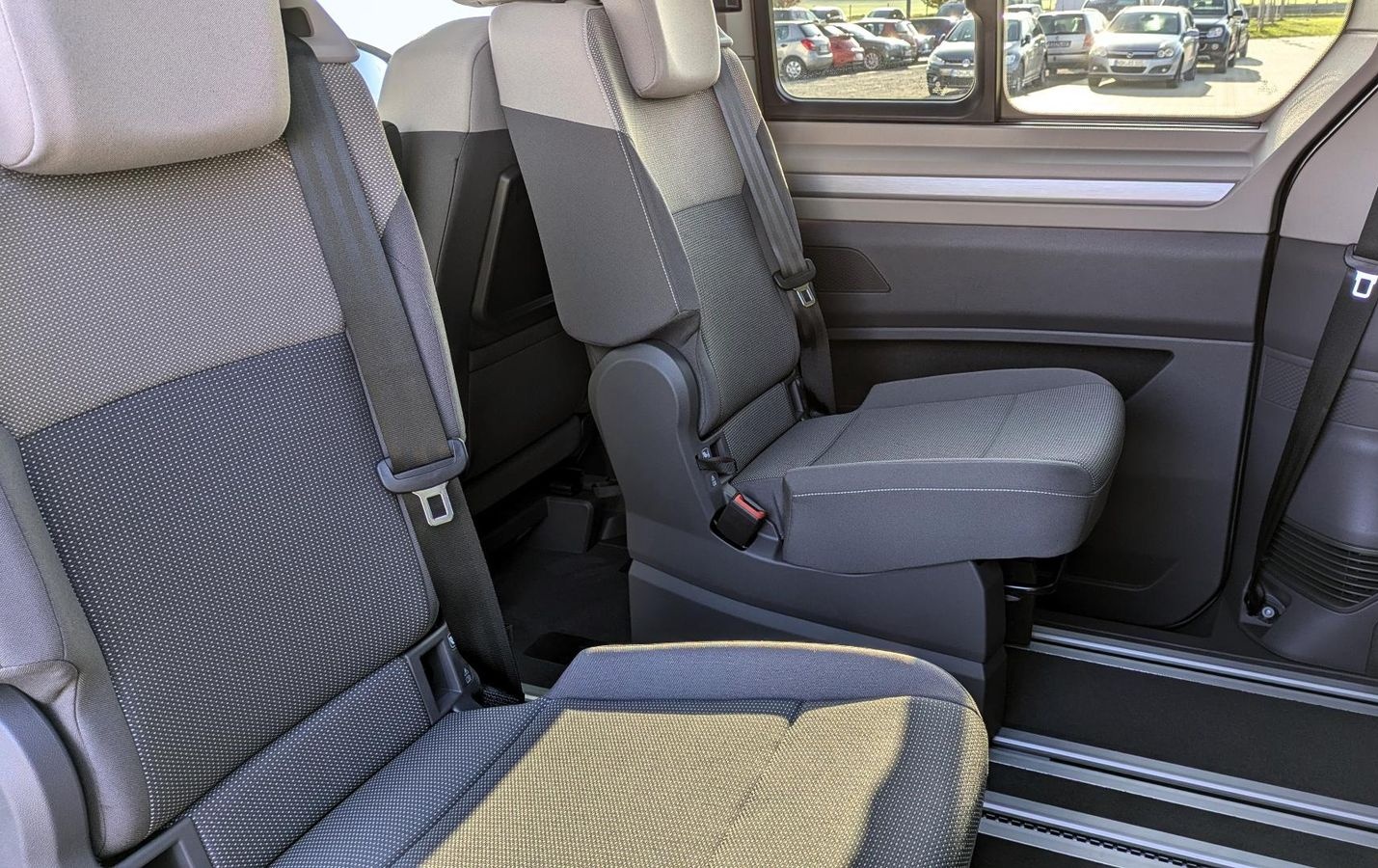 Volkswagen Multivan Langversion Life 2.0 TDI,DSG,Panoramada foto 16