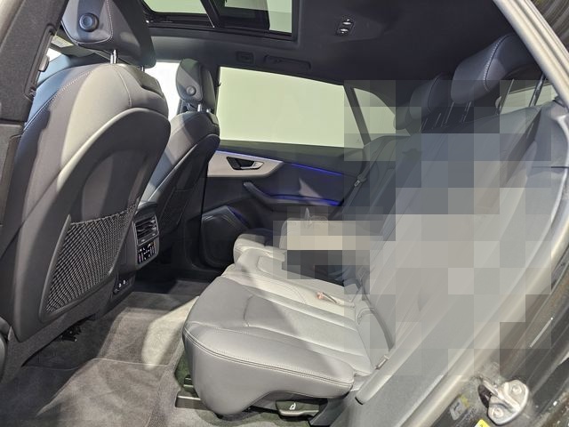 Audi Q8 50 TDI S Line Pano Matrix Softc.Hud Belüf 360 foto 14