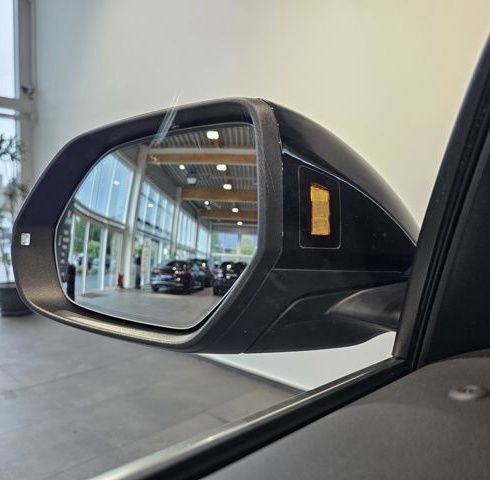 Audi Q8 50 TDI S Line Pano Matrix Softc.Hud Belüf 360 foto 25