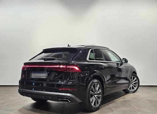 Audi Q8 50 TDI S Line Pano Matrix Softc.Hud Belüf 360 foto 8